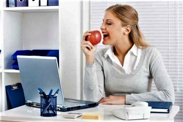 Ways to stay healthy in the office