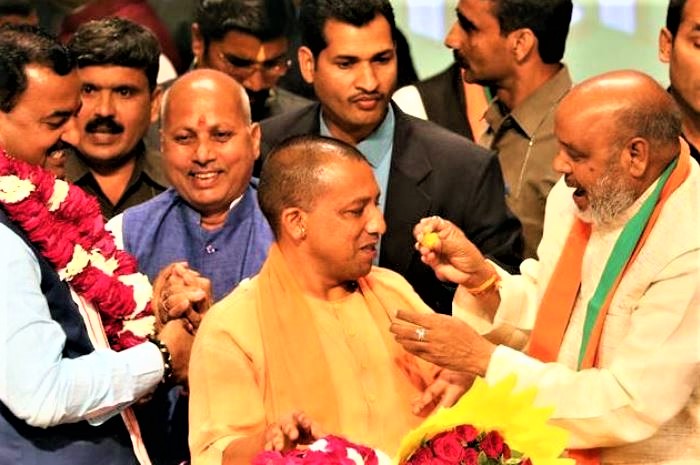 Yogi will become Adityanath UP CM will take oath in a while