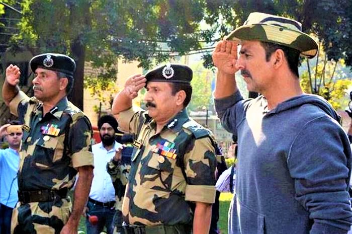 Akshay Kumar donates 9 lakhs to Sukma martyr soldiers families