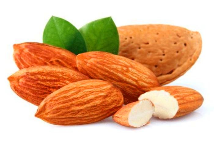 Benefits of eating almonds daily