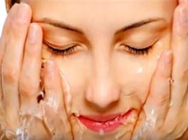 Do not forget these mistakes while doing facial wash