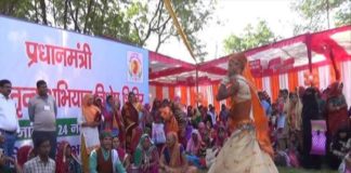 Mehndi and folk songs