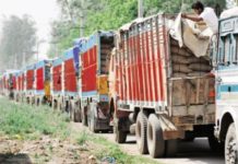 Trucks on delhi border