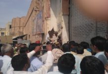 तारानगर में किसान नेताओ की रिहाई को लेकर तहसील कार्यलय का घेराव