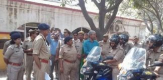 UP police Dial 100 Bikes in hardoi